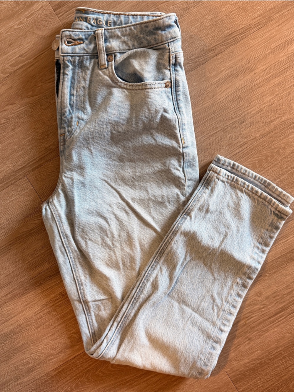 AE Strigid Mom Jean